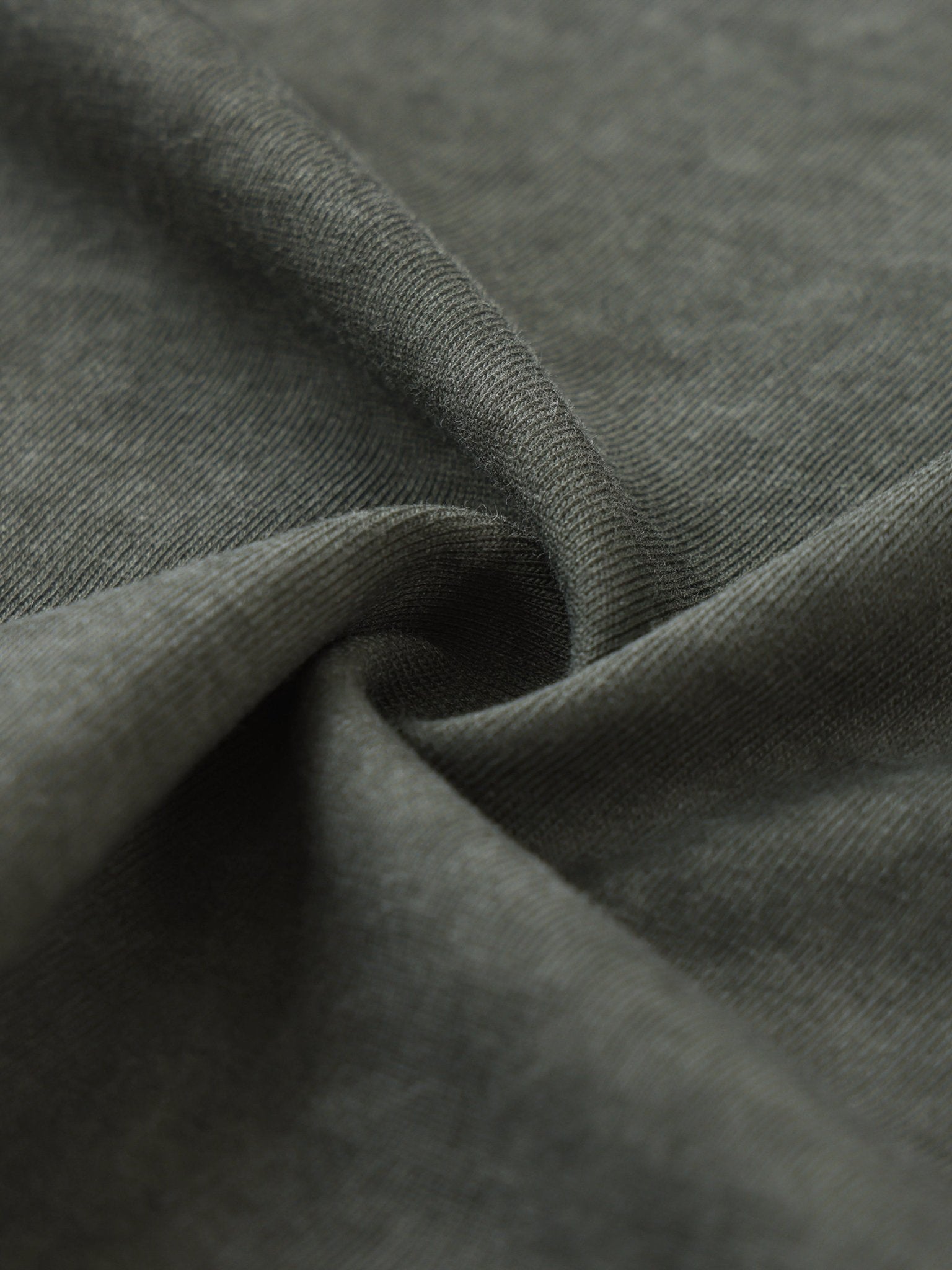 Distressed Grommet Tank Top - SLEEKZ