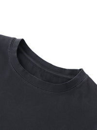 تيشيرت بقصة ضيقة مع شعار سليكز 